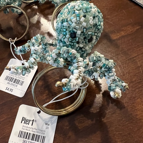 Pier 1 Green and White Beaded Octopus Napkin Rings (6) - Picture 3 of 4